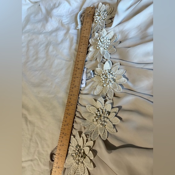 Joseph Ribkoff off shoulder floral champagne blouse size 14 shirt - Picture 11 of 13